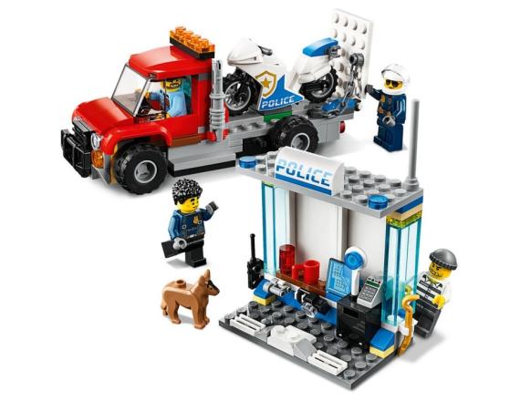 LEGO CITY POLICE POLICE BRICK BOX 5+